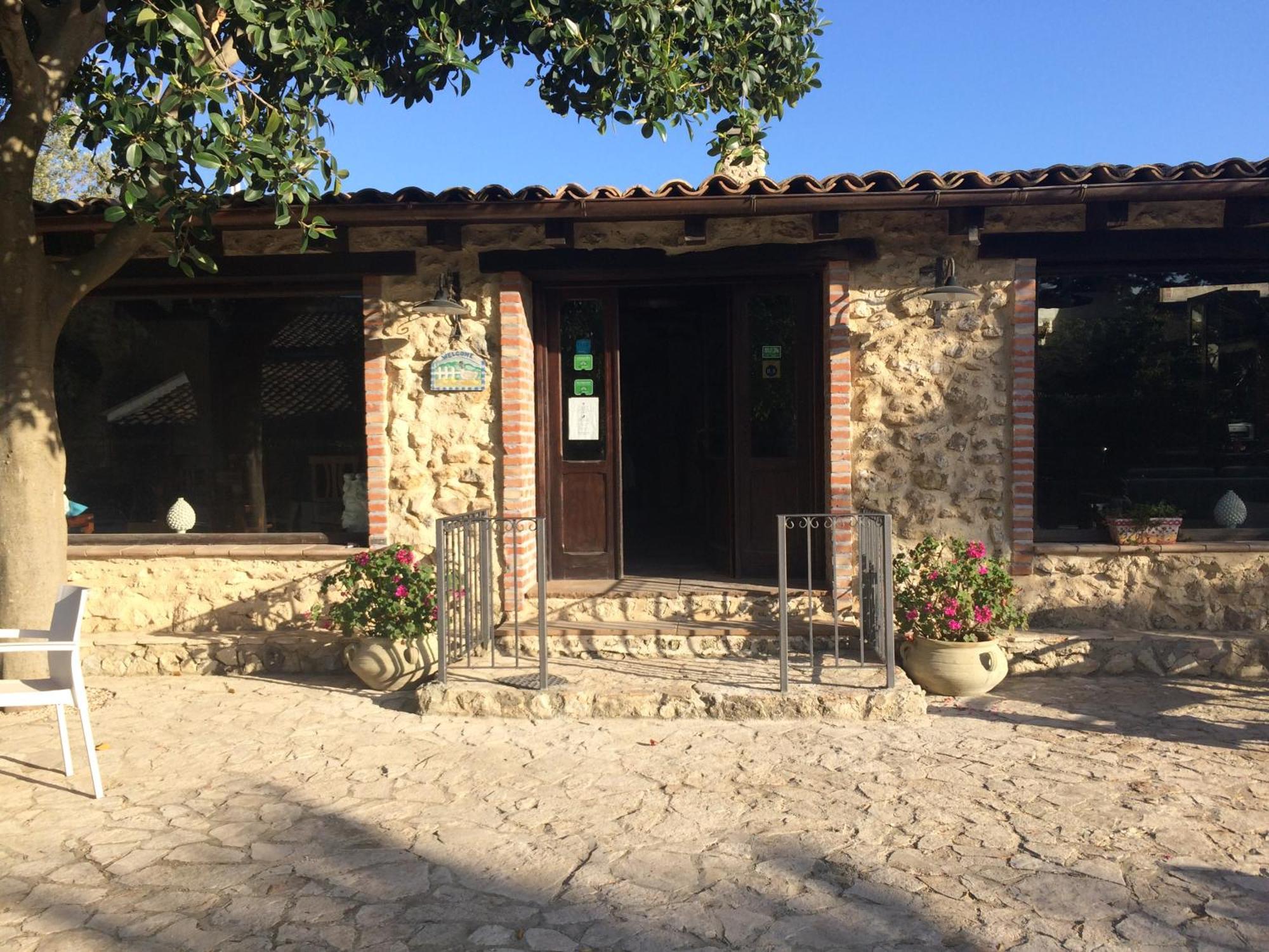 Вілла Agriturismo Roba Degli Ulivi Агрідженто Екстер'єр фото